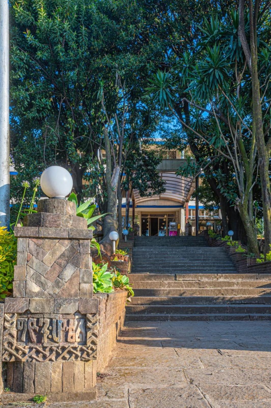 Ghion Hotel Addisz-Abeba Kültér fotó